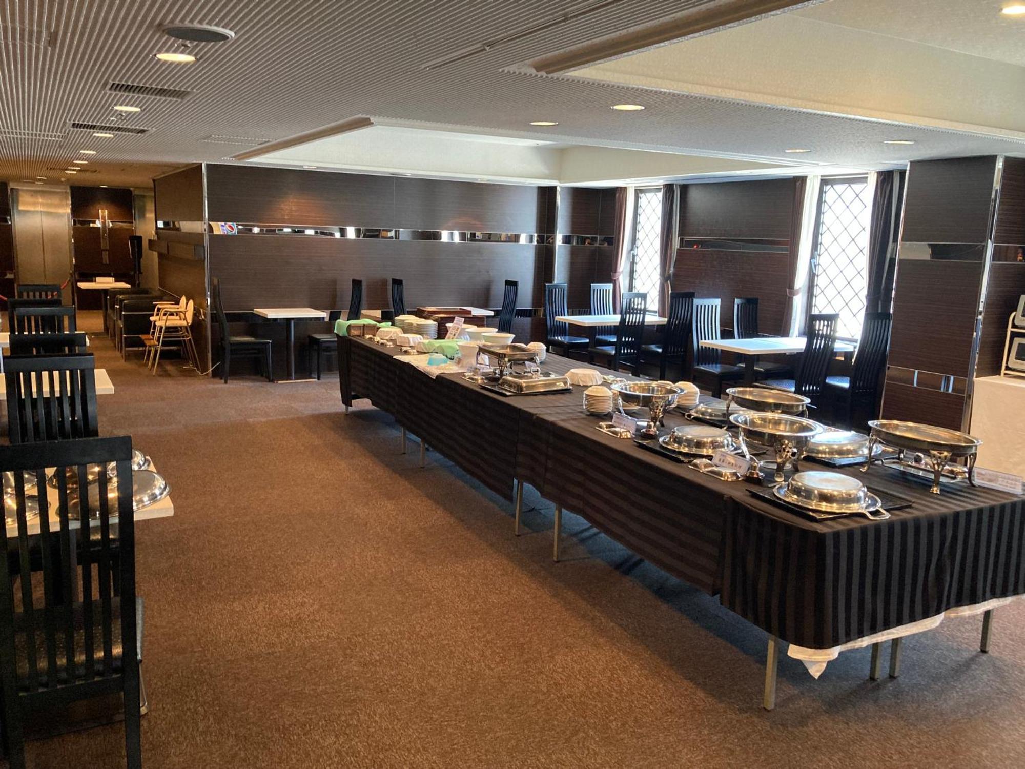 Oita Regal Hotel Buitenkant foto